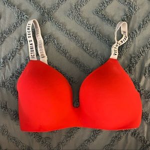 Red VS bra, size 32D